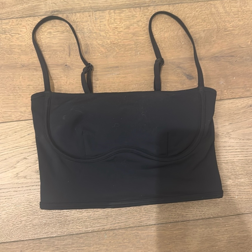 Alo Yoga top